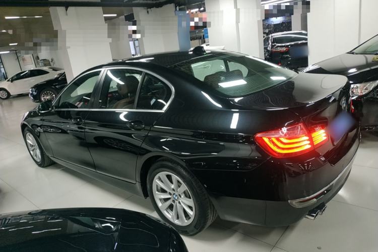 Used BMW 5 Series 2015 520i Elegant Edition Left Side