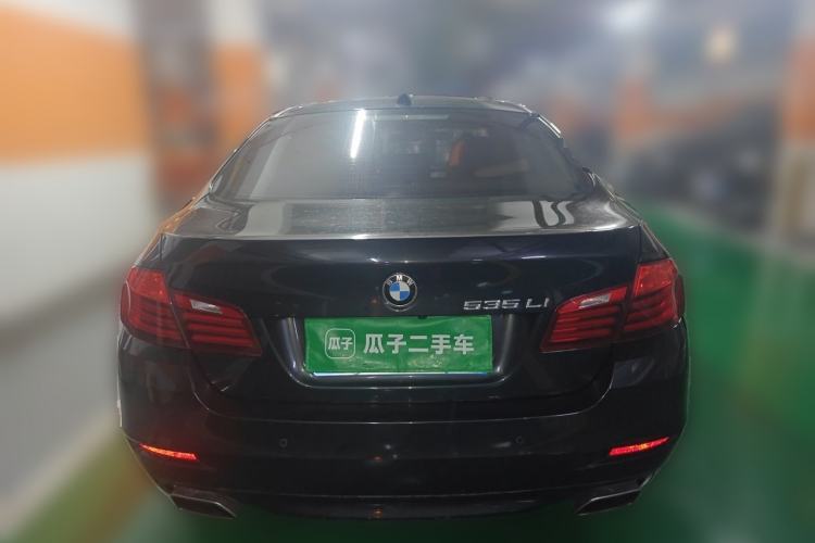 Used BMW 5 Series 2015 535Li Leading Model Rear
