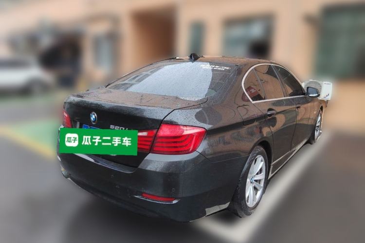 Used BMW 5 Series 2015 520i Elegant Edition Rear Right 45 Deg