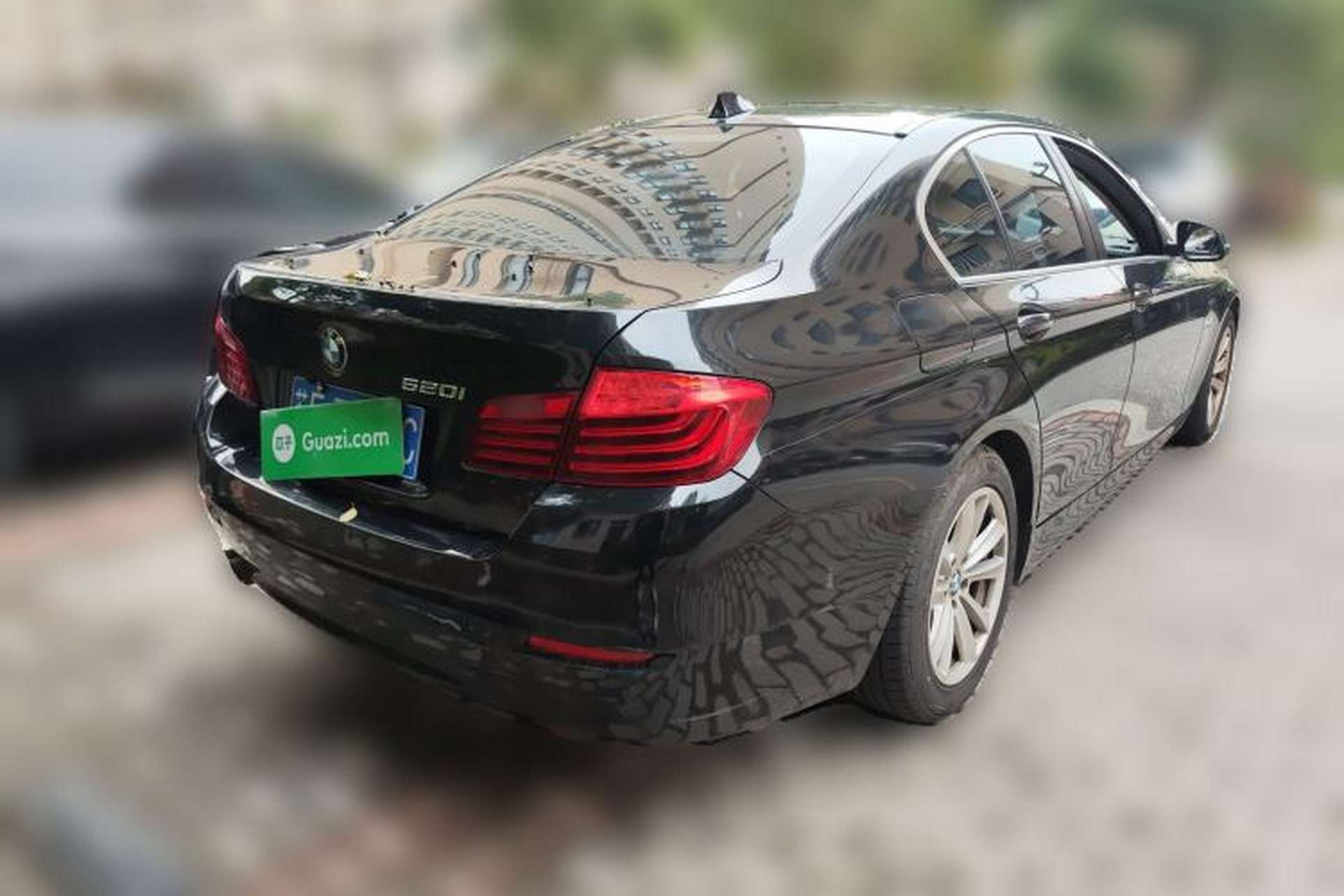 Used BMW 5 Series 2015 520i Elegant Edition Rear Right 45 Deg