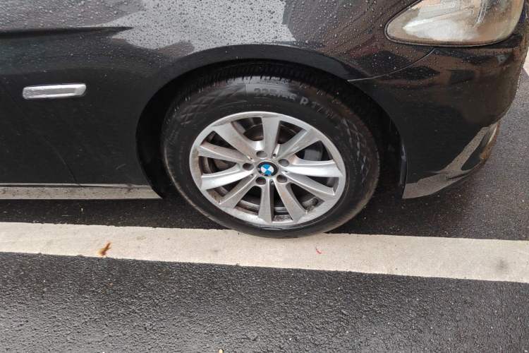 Used BMW 5 Series 2015 520i Elegant Edition Right Front Wheel Hub