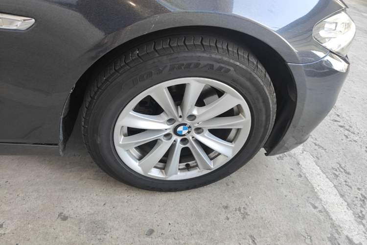 Used BMW 5 Series 2015 520i Elegant Edition Right Front Wheel Hub