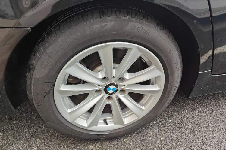 Used BMW 5 Series 2015 520i Elegant Edition Right Rear Wheel Hub