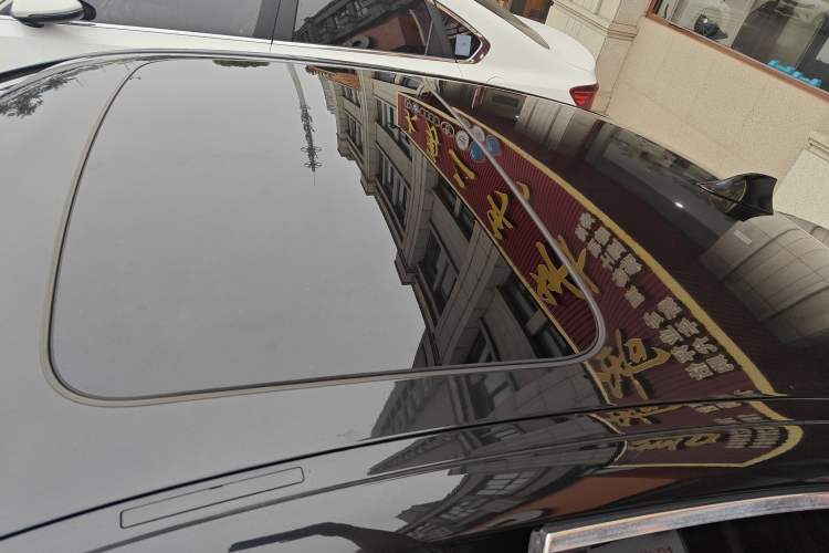 Used BMW 5 Series 2015 520i Elegant Edition Roof
