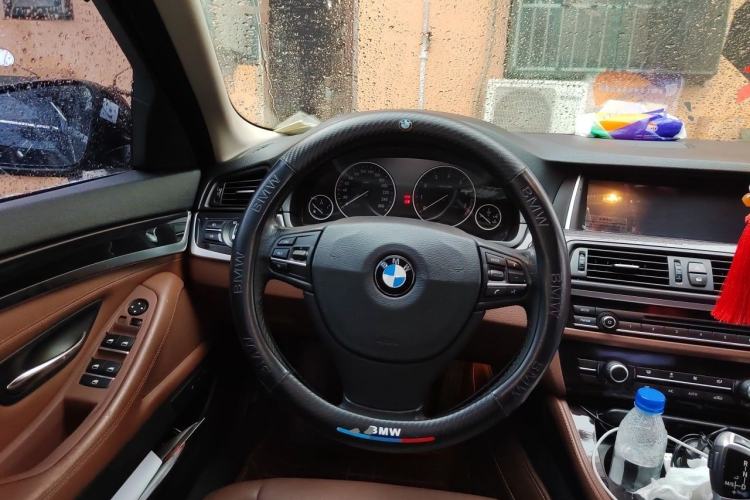 Used BMW 5 Series 2015 520i Elegant Edition Steering Wheel