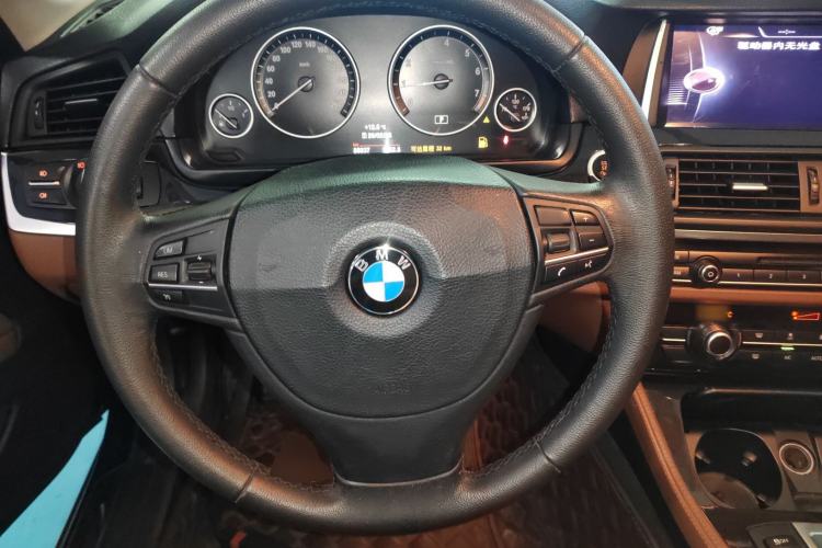 Used BMW 5 Series 2015 520i Elegant Edition Steering Wheel