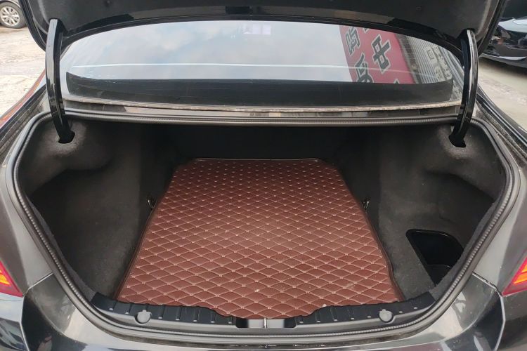Used BMW 5 Series 2015 520i Elegant Edition Trunk