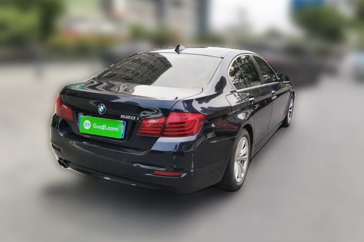 Used BMW 5 Series 2015 520i Elegant Edition Rear Right 45 Deg