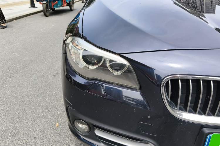 Used BMW 5 Series 2015 520i Elegant Edition Right Front Headlight