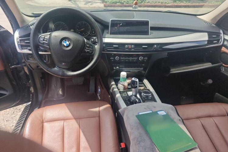 Used BMW 5 Series  Center Console