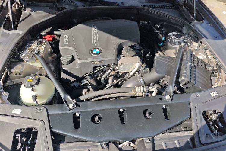 Used BMW 5 Series 2015 520i Elegant Edition Engine Bay