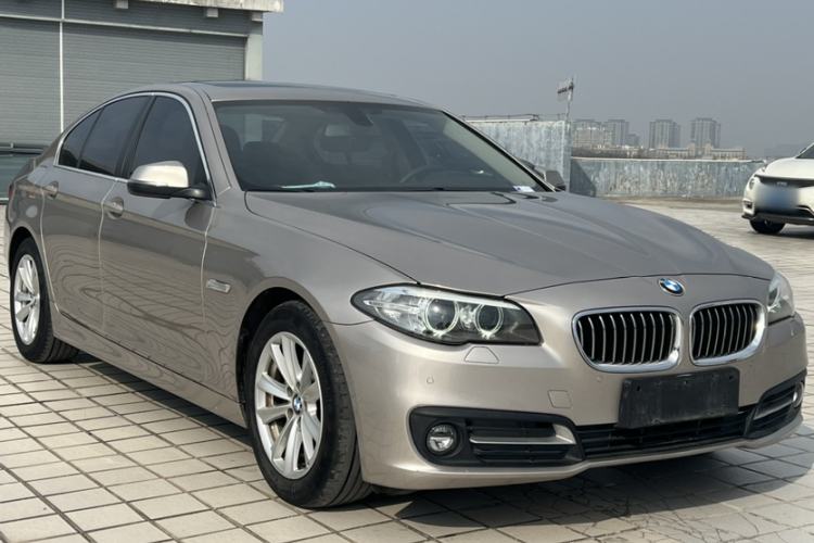 Used BMW 5 Series 2015 520i Elegant Edition Exterior 1