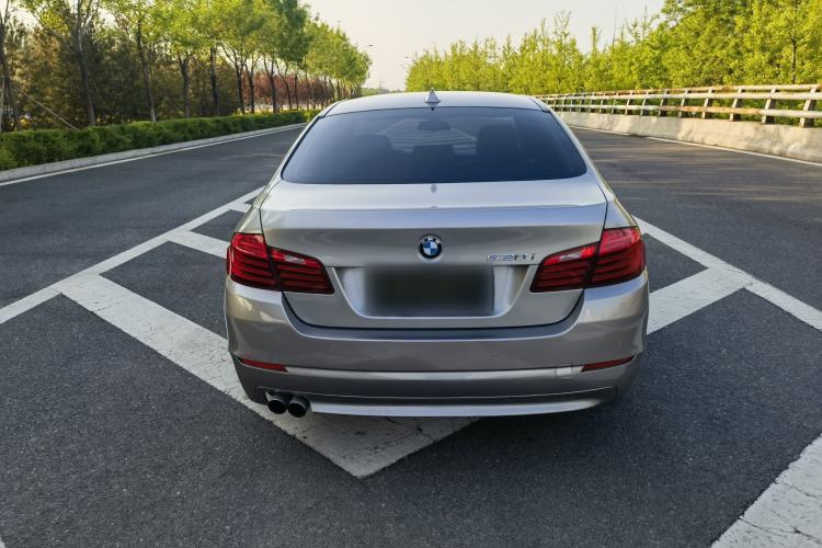 Used BMW 5 Series 2015 520i Elegant Edition Exterior 5
