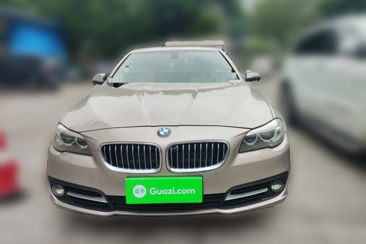 Used BMW 5 Series 2015 520i Elegant Edition Front