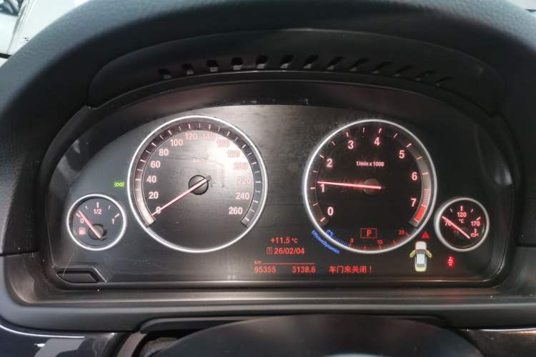Used BMW 5 Series 2015 520i Elegant Edition Instrument Cluster