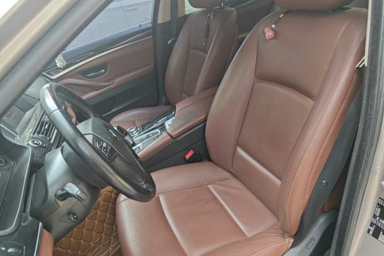 Used BMW 5 Series 2015 520i Elegant Edition Left Front Seat