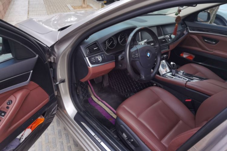 Used BMW 5 Series 2015 520i Elegant Edition Driver Seat