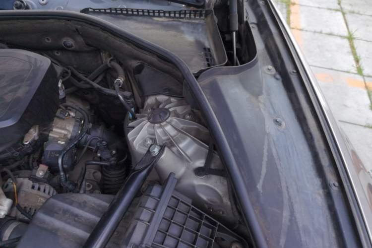 Used BMW 5 Series 2015 520i Elegant Edition Engine Bay Left