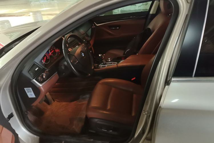 Used BMW 5 Series 2015 520i Elegant Edition Left Front Seat