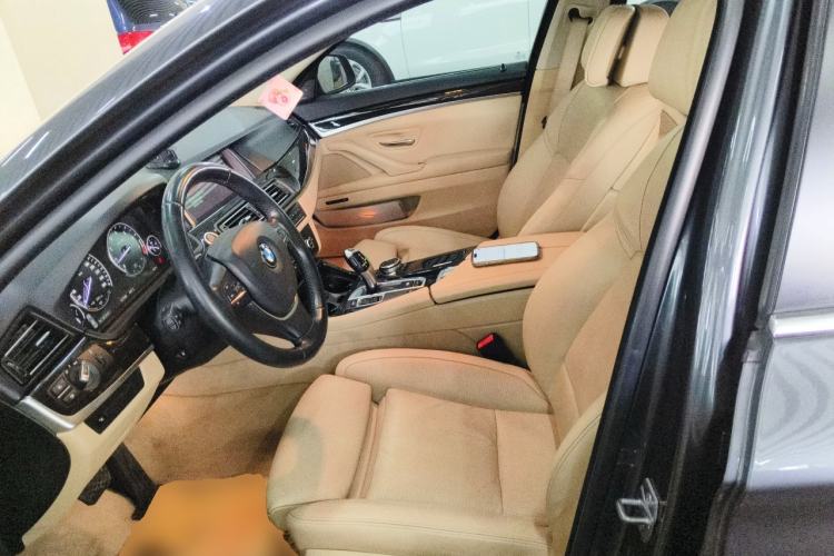 Used BMW 5 Series 2015 535Li Leading Model Left Front Seat