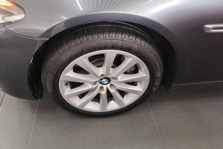 Used BMW 5 Series 2015 535Li Leading Model Left Front Wheel Hub