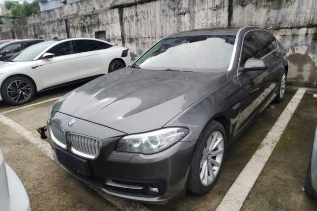 Used BMW 5 Series 2015 535Li Leading Model