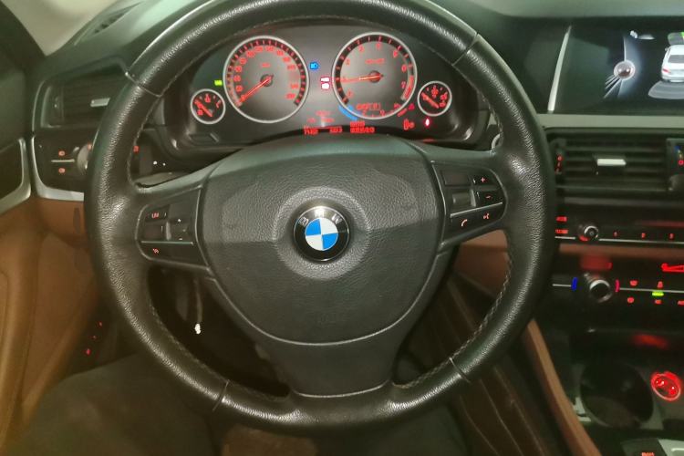 Used BMW 5 Series 2015 520i Elegant Edition Steering Wheel