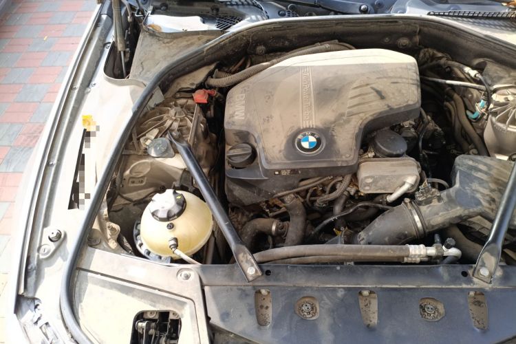Used BMW 5 Series 2015 520i Elegant Edition Engine Bay Right