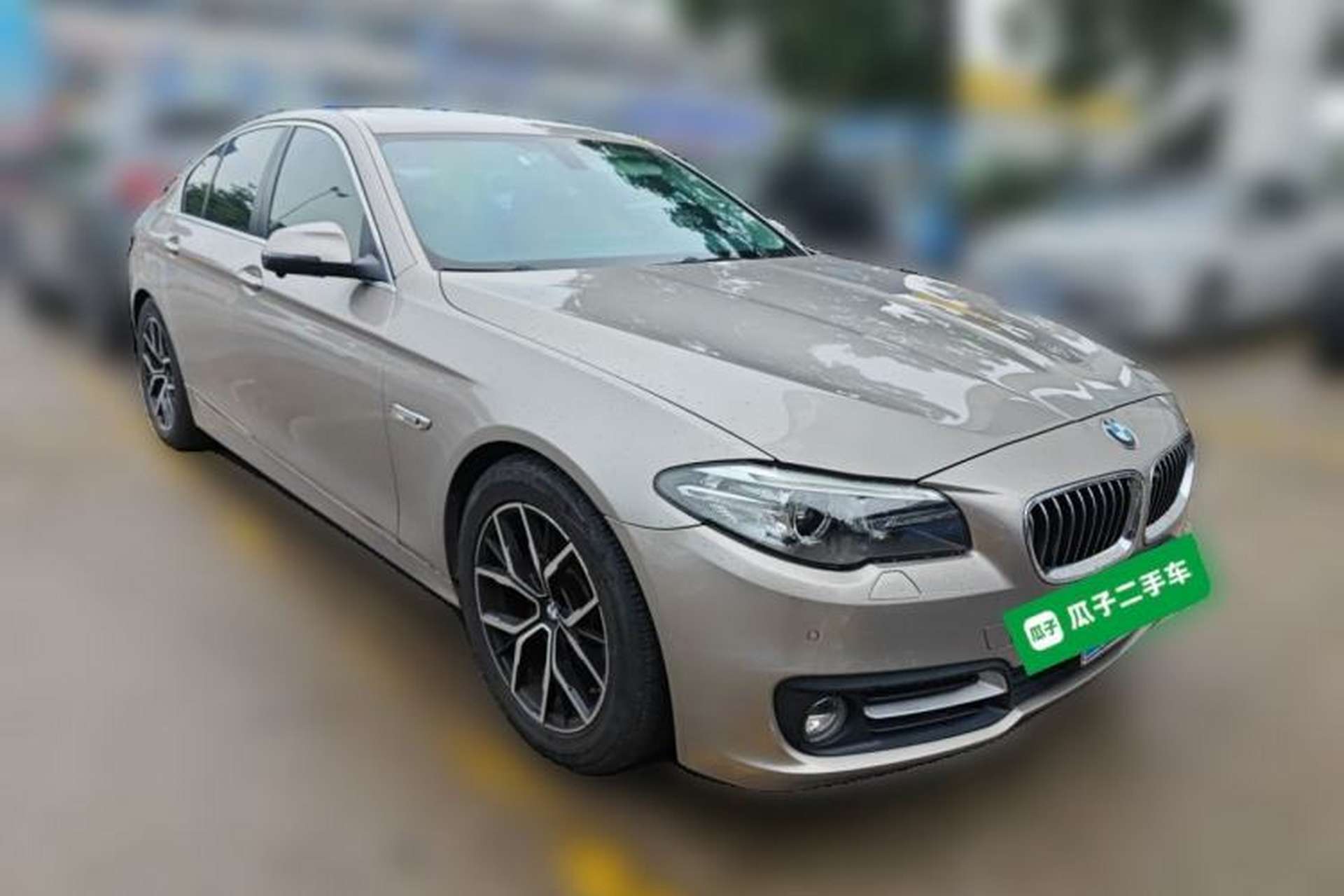 Used BMW 5 Series 2015 520i Elegant Edition Front Right 45 Deg