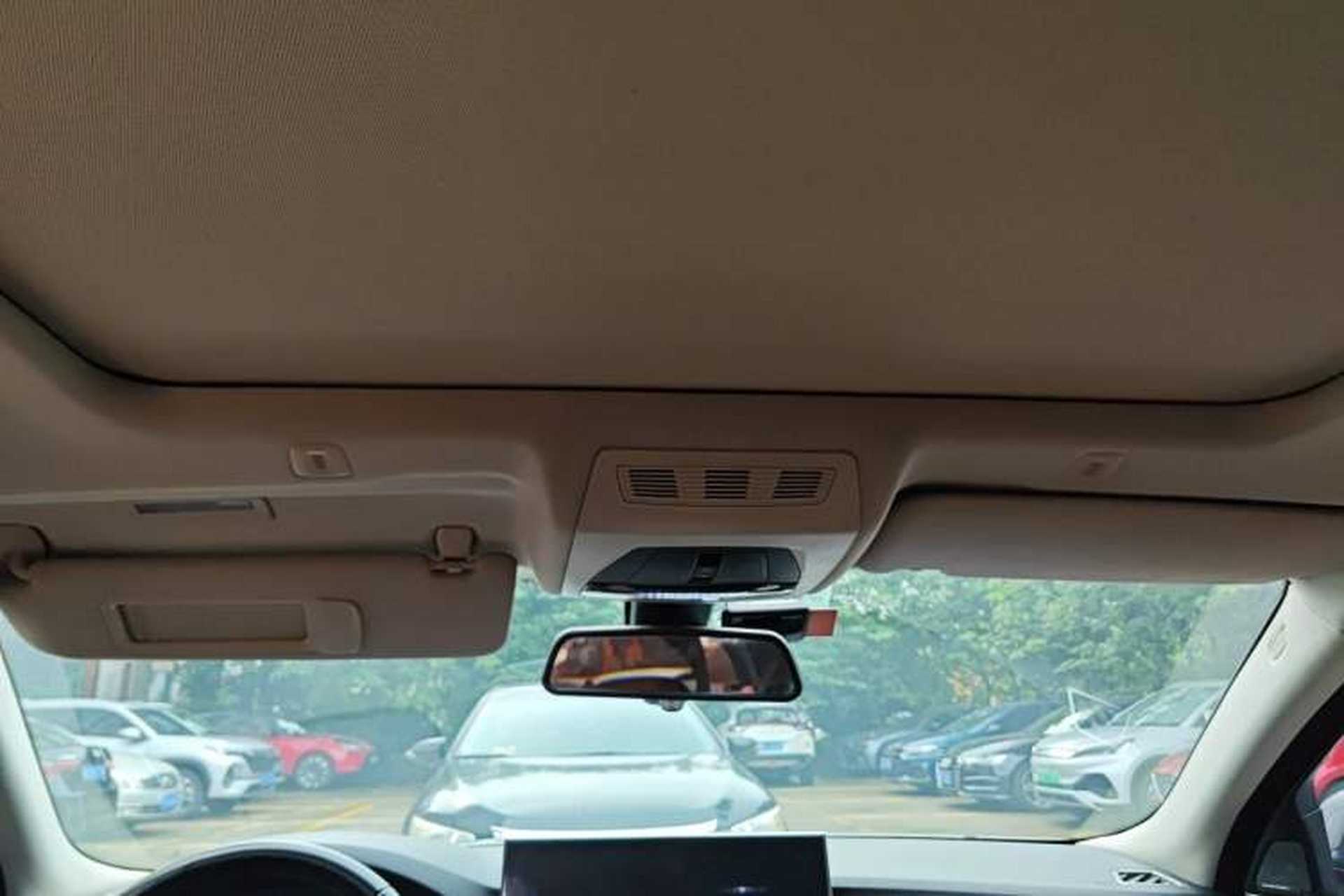 Used BMW 5 Series 2015 520i Elegant Edition Headliner