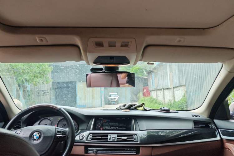 Used BMW 5 Series 2015 520i Elegant Edition Headliner