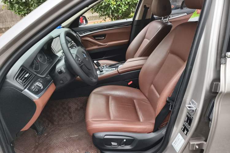 Used BMW 5 Series 2015 520i Elegant Edition Left Front Seat