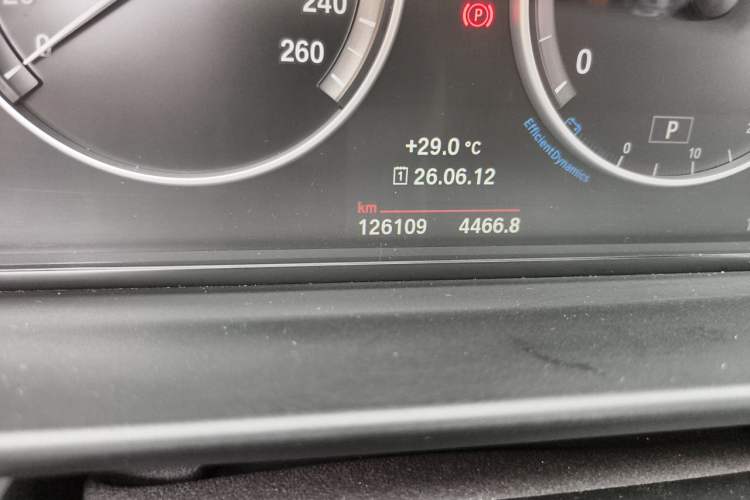 Used BMW 5 Series 2015 520i Elegant Edition Odometer Close Up