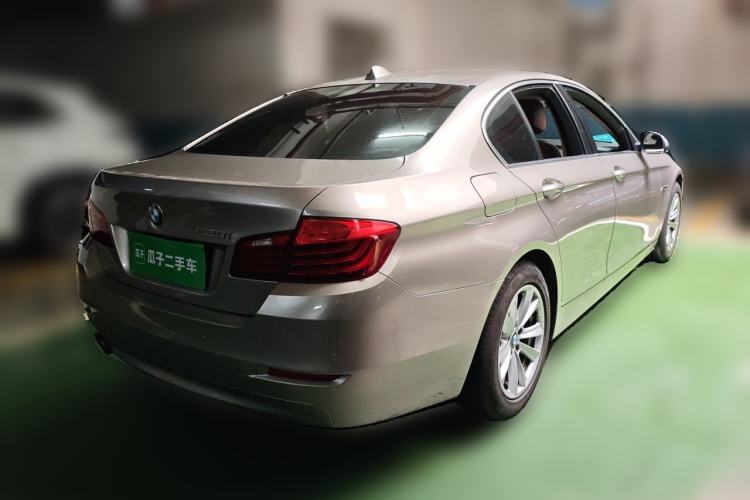 Used BMW 5 Series 2015 520i Elegant Edition Rear Right 45 Deg