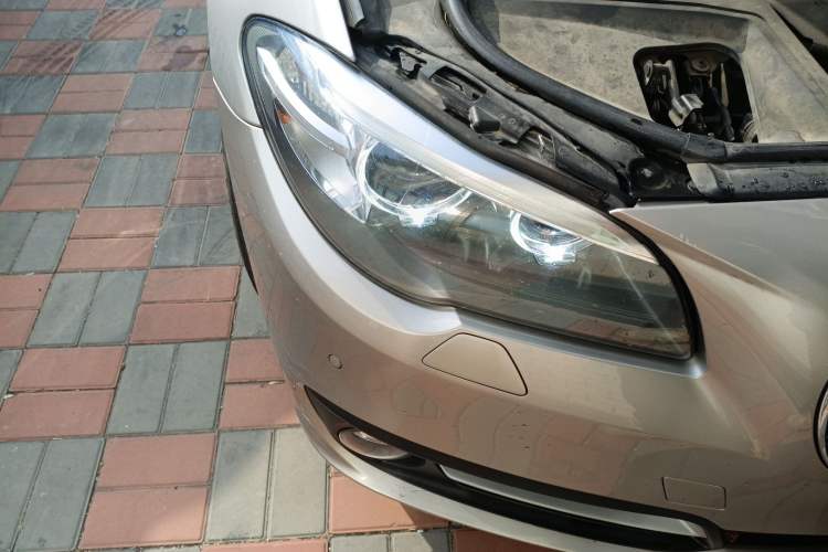Used BMW 5 Series 2015 520i Elegant Edition Right Front Headlight