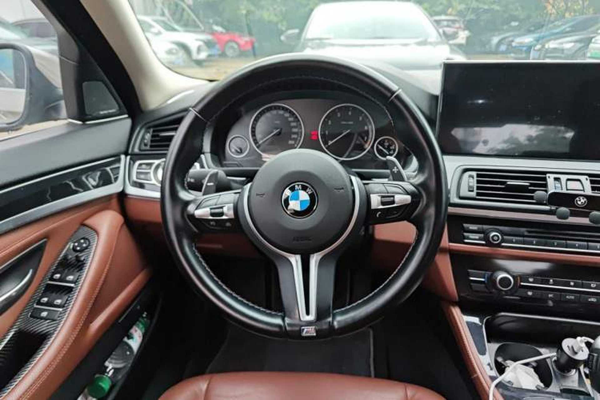Used BMW 5 Series 2015 520i Elegant Edition Steering Wheel