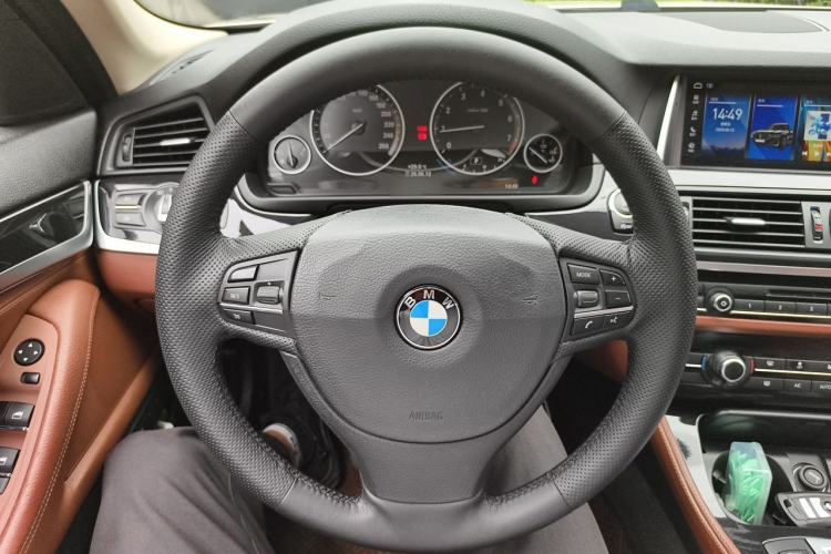 Used BMW 5 Series 2015 520i Elegant Edition Steering Wheel