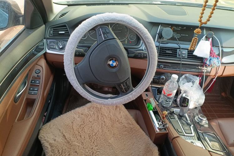 Used BMW 5 Series 2015 520i Elegant Edition Steering Wheel