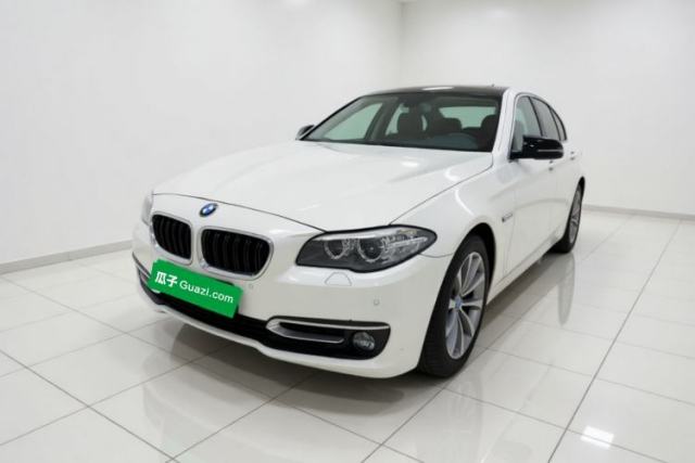 Used BMW 5 Series 2015 520i Elegant Edition