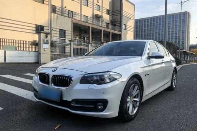 Used BMW 5 Series 2015 520i Elegant Edition