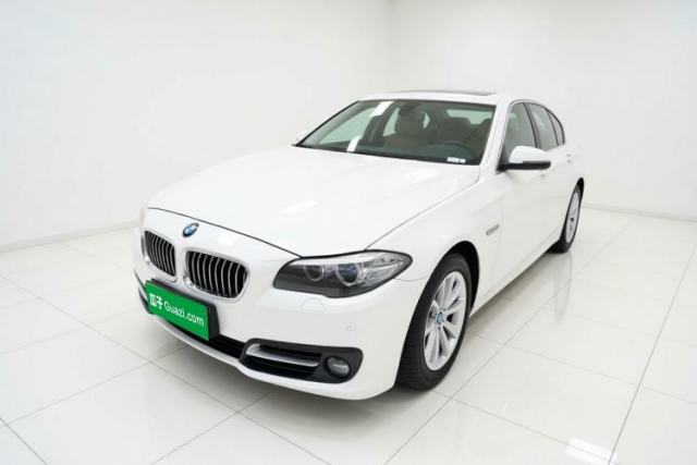 Ojetý BMW 5 Series 2015 520i Elegant Edition