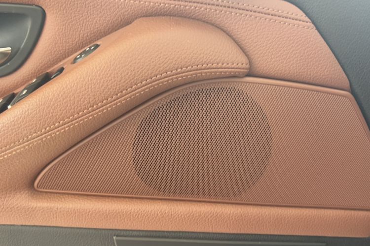 Used BMW 5 Series 2015 520i Elegant Edition Audio And AC Panel
