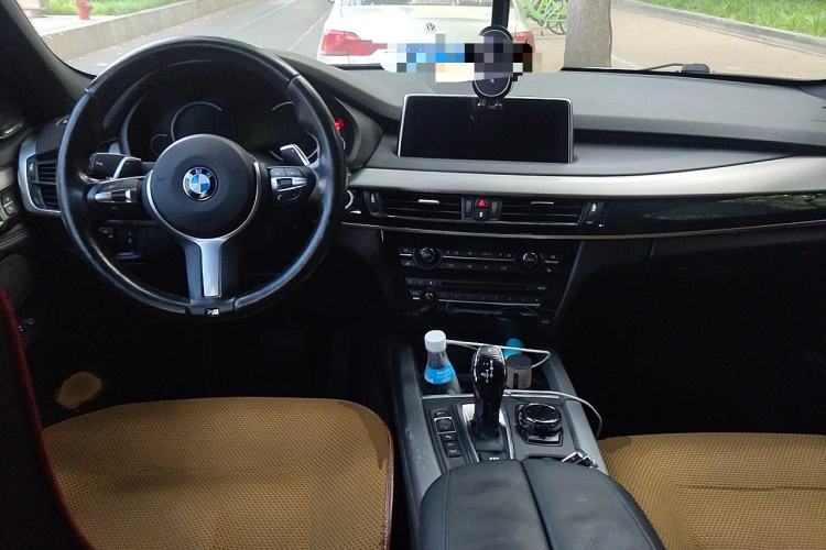 Used BMW 5 Series  Center Console