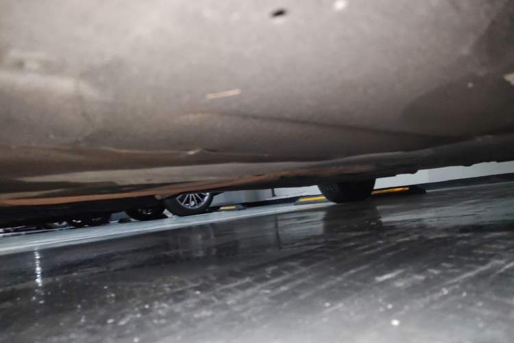 Used BMW 5 Series 2015 520i Elegant Edition Chassis Front Left