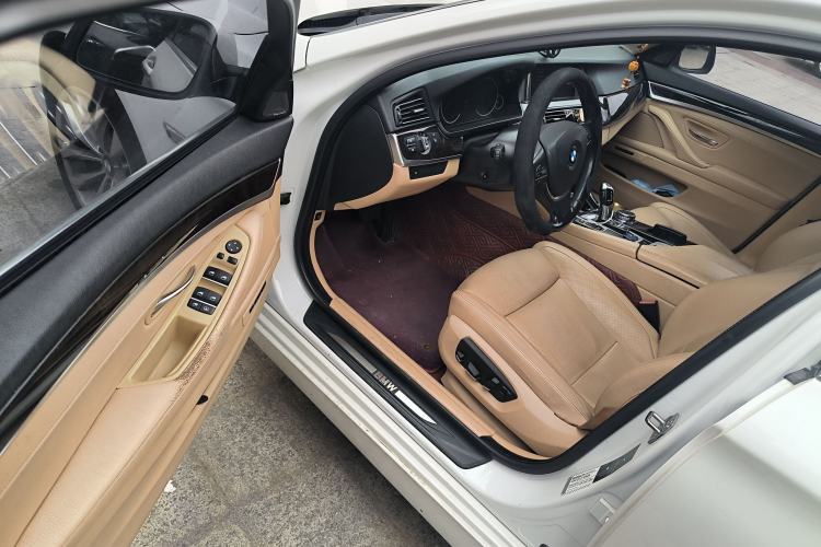 Used BMW 5 Series 2015 535Li Leading Model Driver Seat