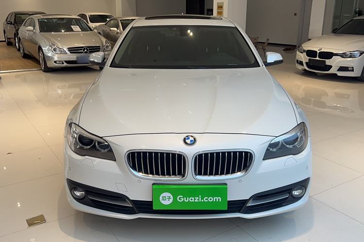 Used BMW 5 Series 2015 520i Elegant Edition Exterior 1
