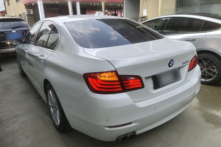 Used BMW 5 Series 2015 520i Elegant Edition Exterior 2