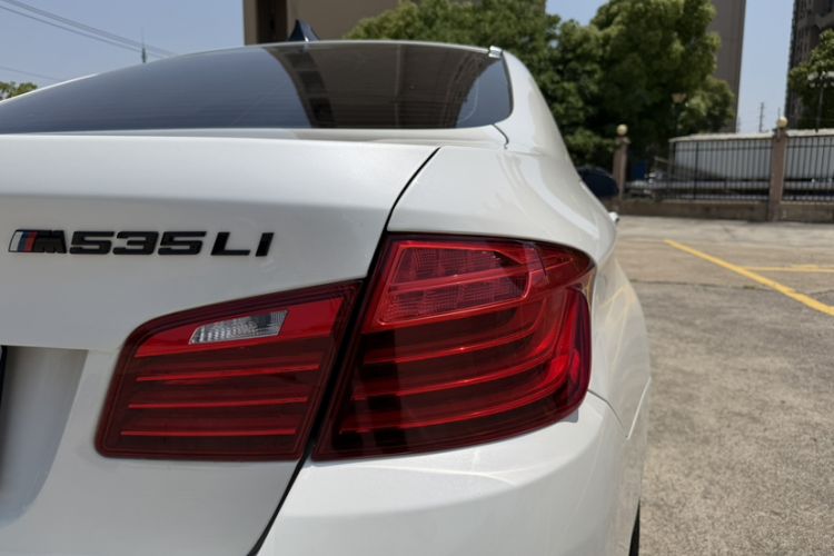 Used BMW 5 Series 2015 535Li Leading Model Exterior 5