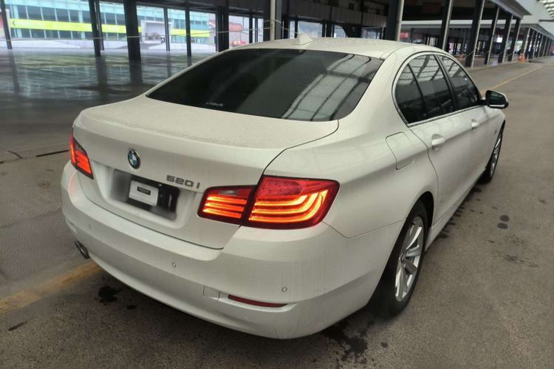 Used BMW 5 Series 2015 520i Elegant Edition Exterior 5