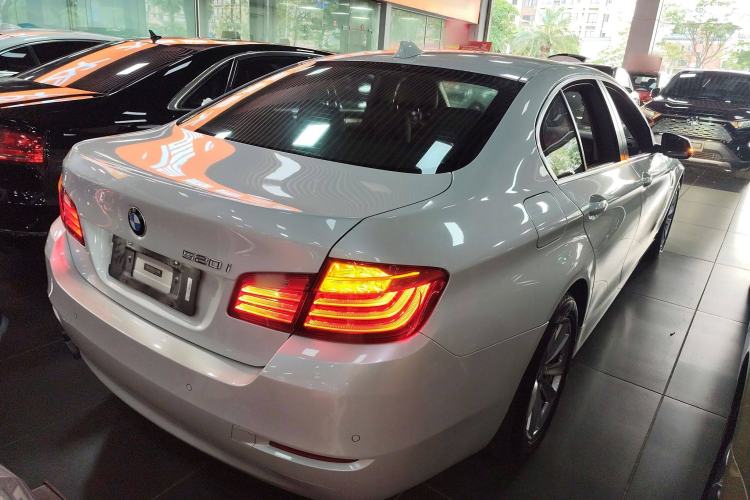 Used BMW 5 Series 2015 520i Elegant Edition Exterior 5